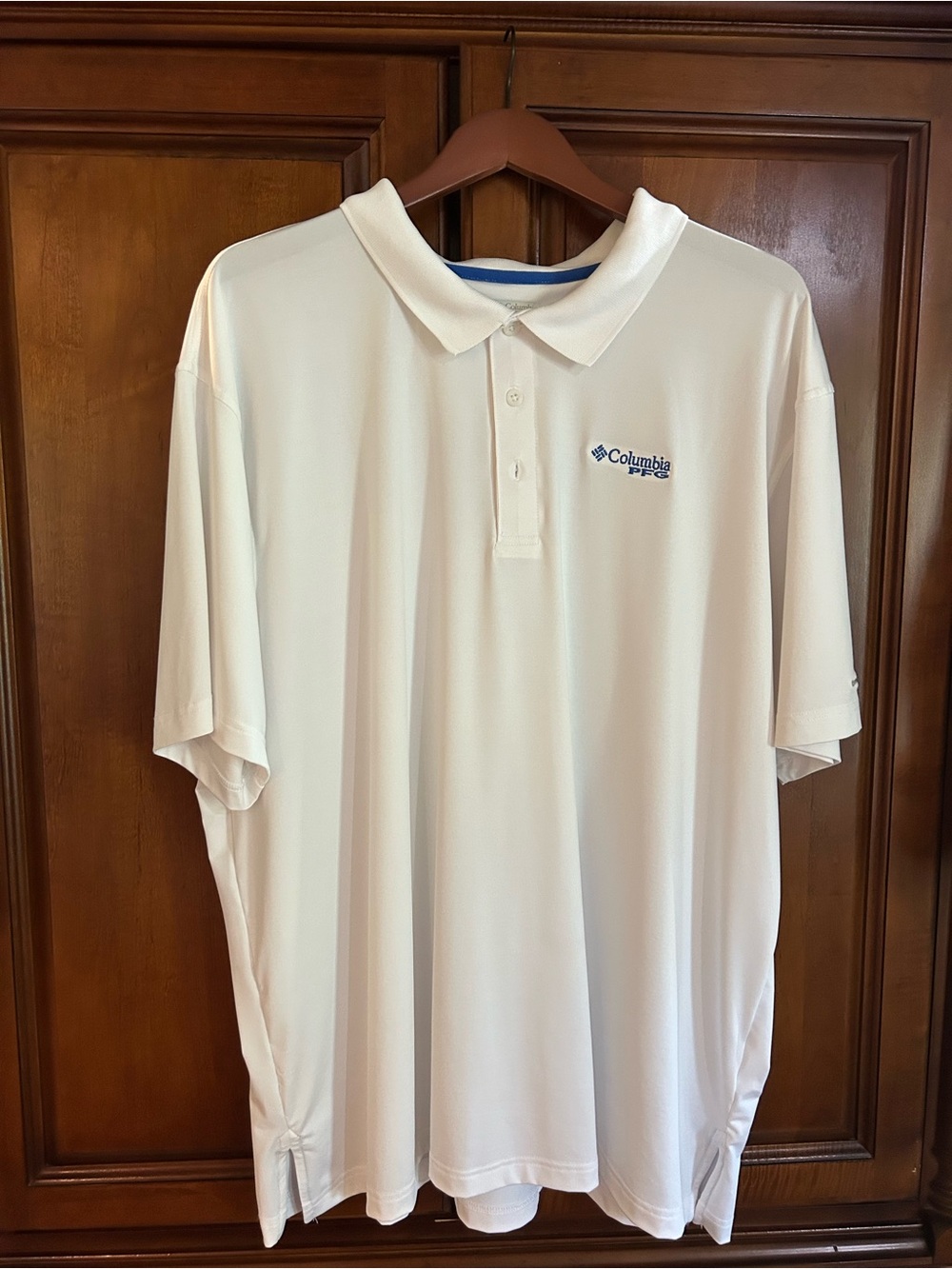 Columbia Men's Cream Polo with Blue Logo Accent